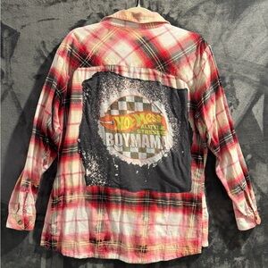 Upcycled Columbia Flannel Shirt “Boy Mama” Patch Plaid Womens L (Hotwheels)